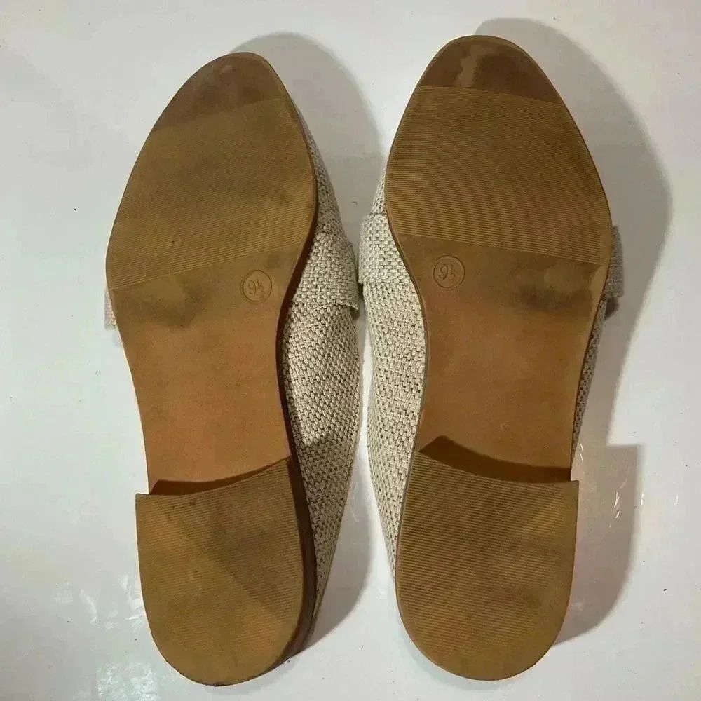 Universal thread slip on flats pointed toe used in good condition size 9.5-10 - Picture 2 of 7